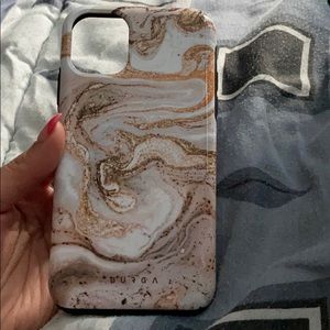 BURGA iPhone 11